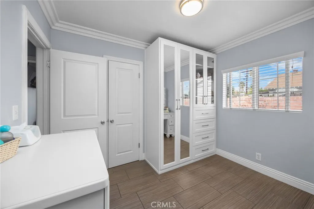 10018 Geneva Avenue, Montclair, California 91763 home-pic-18